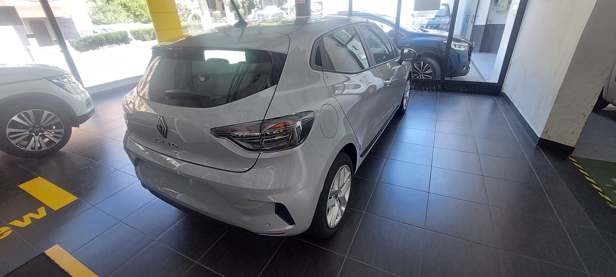 Renault Clio 1.0 100cv glp foto 3